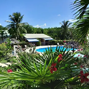 Appart hôtel Au Village De Menard, Saint-Louis
