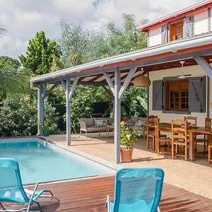 Villa Authentique Creole -piscine - Superbe Jardin Tropical #cosy, Saint-Louis